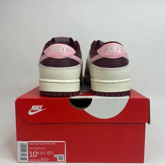 Nike Dunk Low Retro Premium “Valentine’ s Day” 2023 - Picture 4 of 4